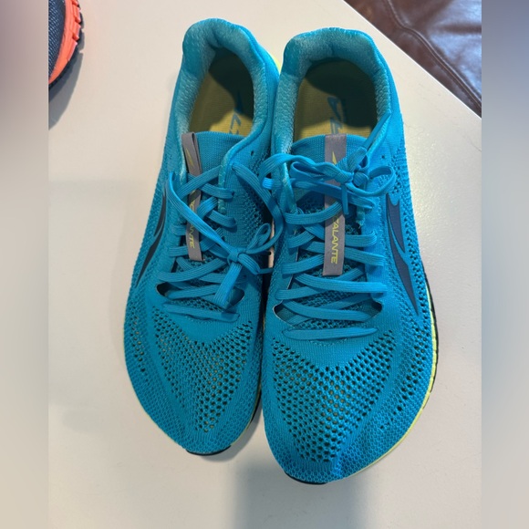 Altra Escalante Racers - Picture 5 of 7